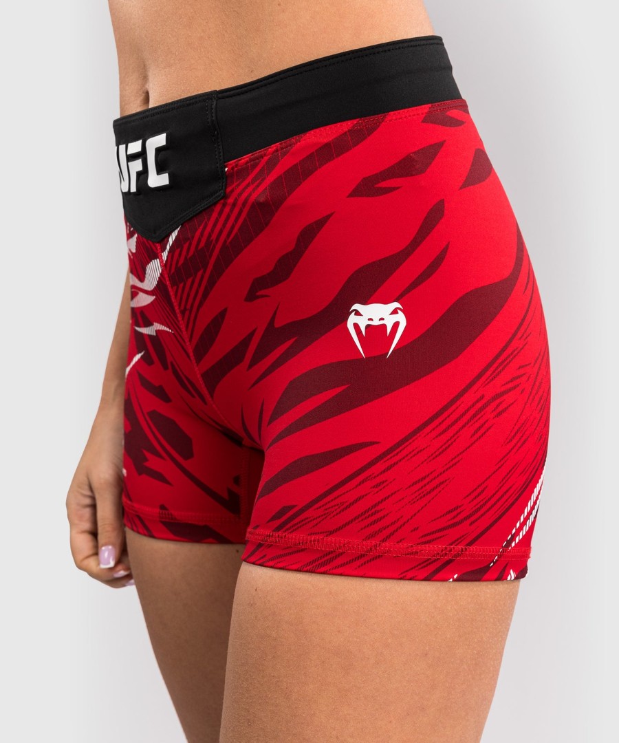 ufc fusion by venum authentic fight night naisten vale tudo shortsit - lyhyt istuvuus - punainen