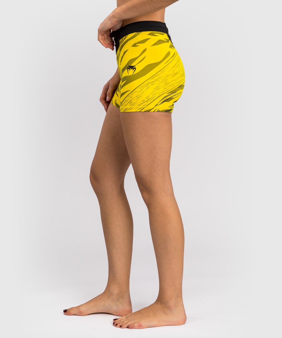 ufc fusion by venum authentic fight night naisten vale tudo shortsit - lyhyt istuvuus - keltainen