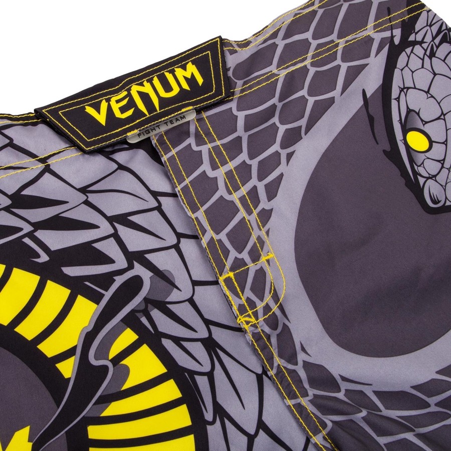 venum snaker -taisteluhousut - mustakeltainen
