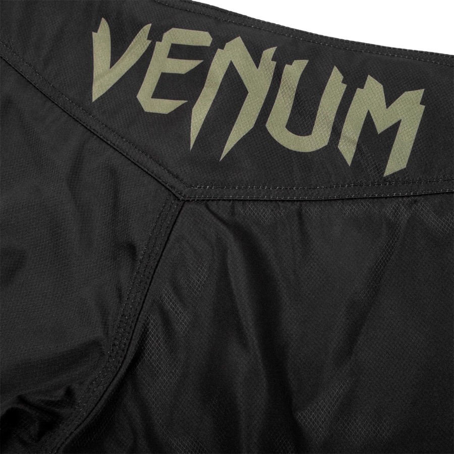 venum signature -kamppailuhousut - mustakhaki - exclusive