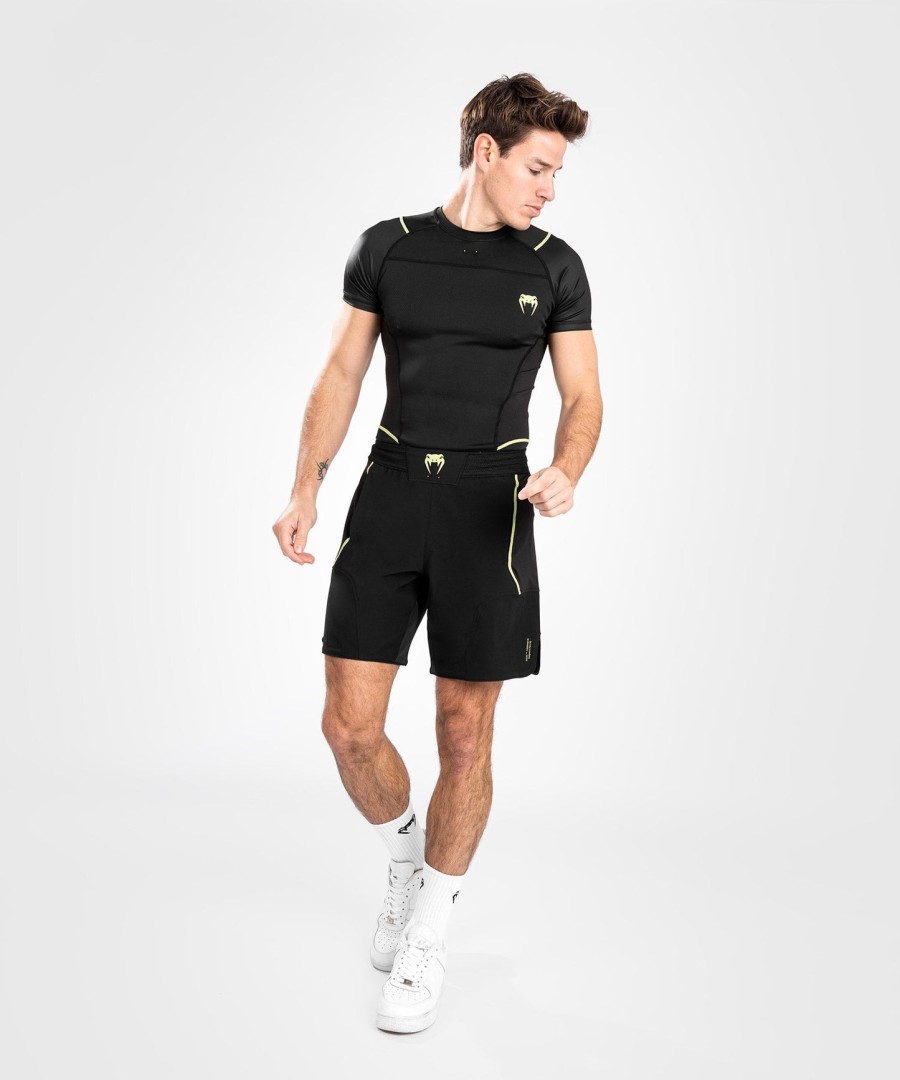 venum fusion 2.0 -kamppailuhousut - mustakeltainen