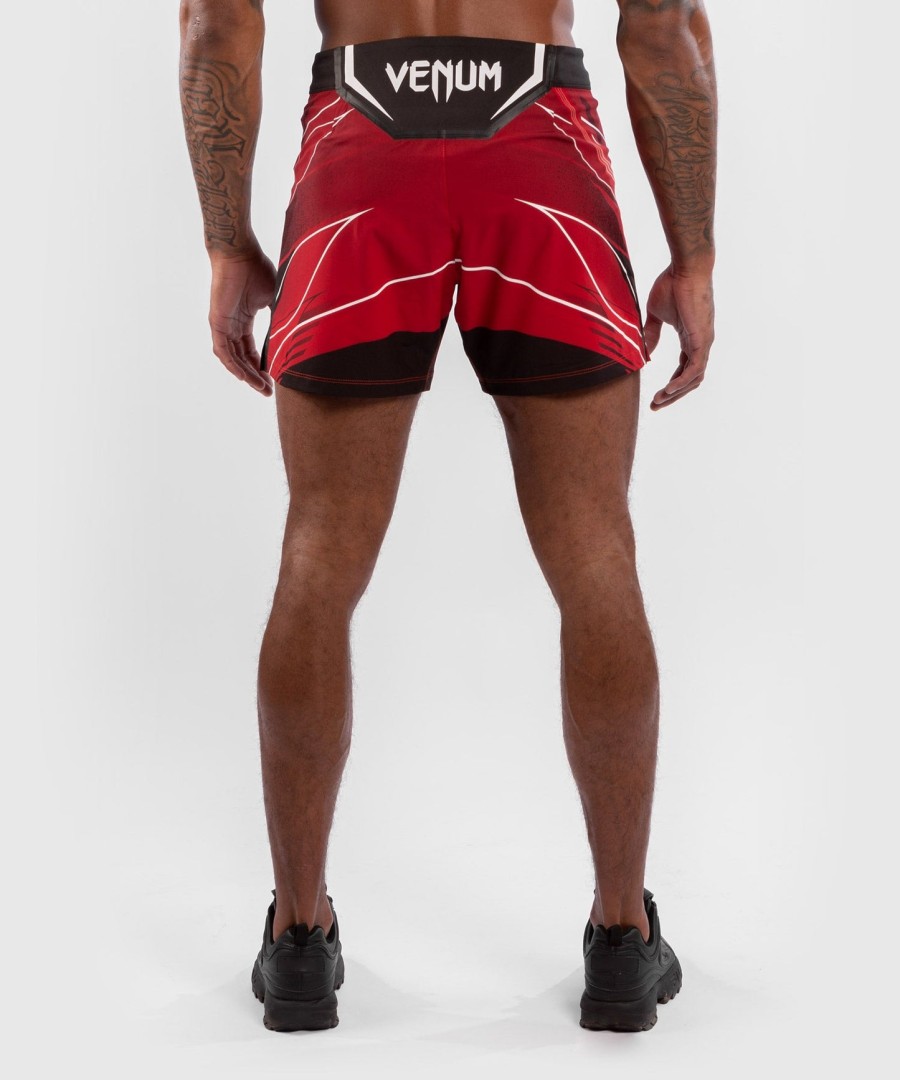 ufc venum authentic fight night miesten shortsit - lyhyt istuvuus - punainen