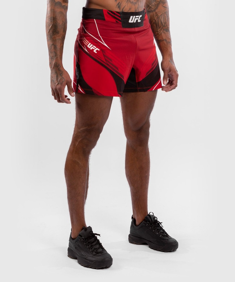 ufc venum authentic fight night miesten shortsit - lyhyt istuvuus - punainen