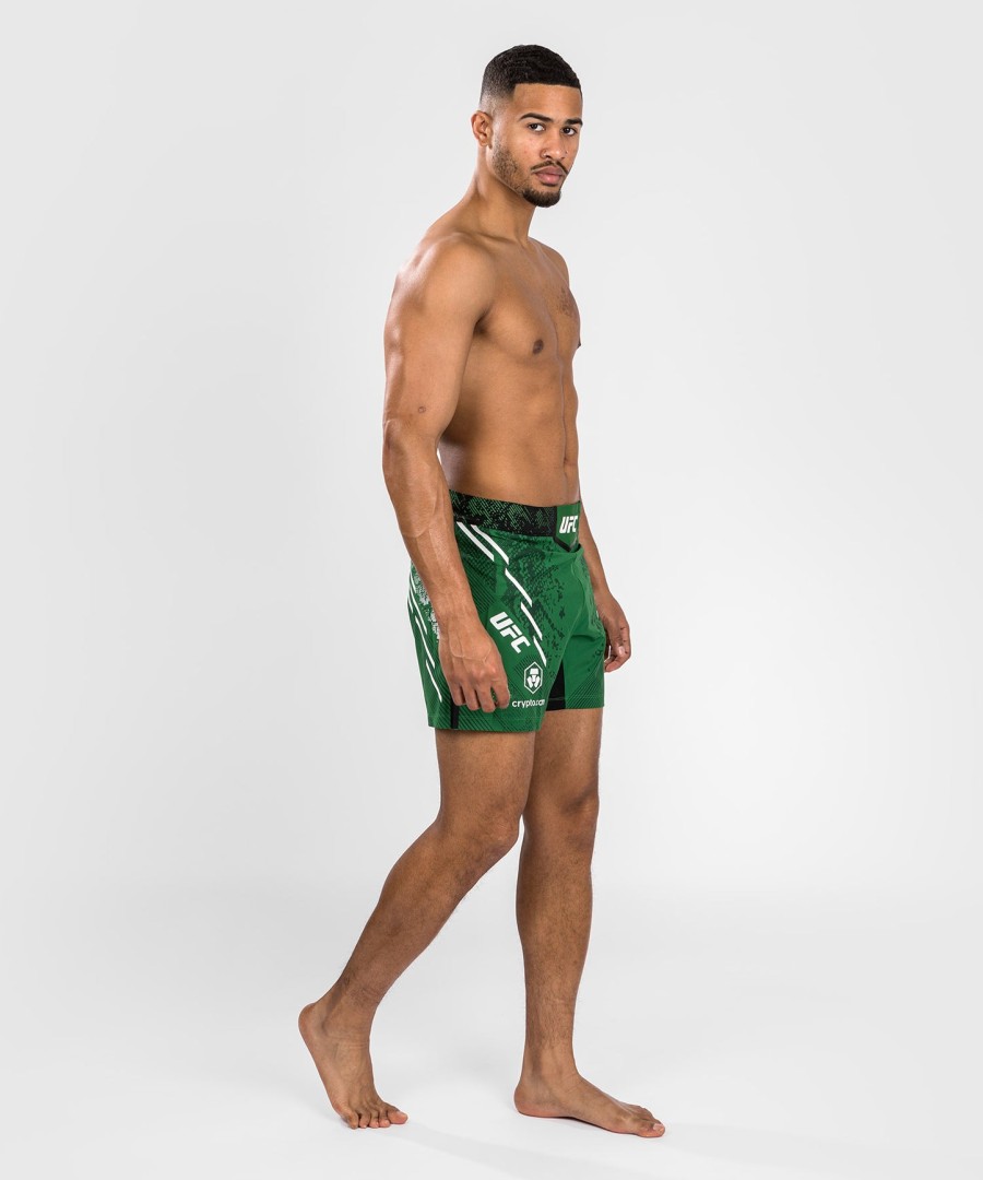 ufc adrenaline by venum personoidut authentic fight night miesten kamppailuhousut - lyhyt istuvuus - vihreä