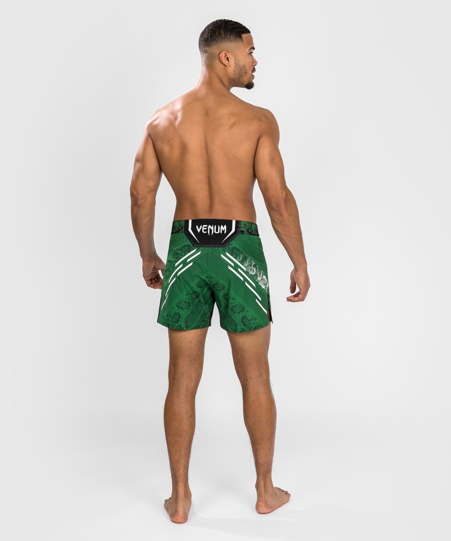 ufc adrenaline by venum personoidut authentic fight night miesten kamppailuhousut - lyhyt istuvuus - vihreä