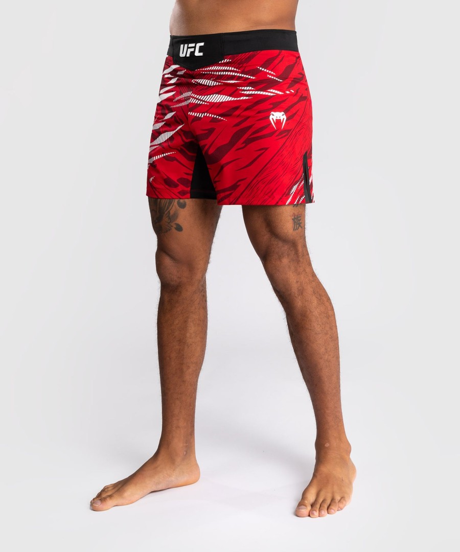 ufc fusion by venum authentic fight night miesten kamppailuhousut - lyhyt istuvuus - punainen