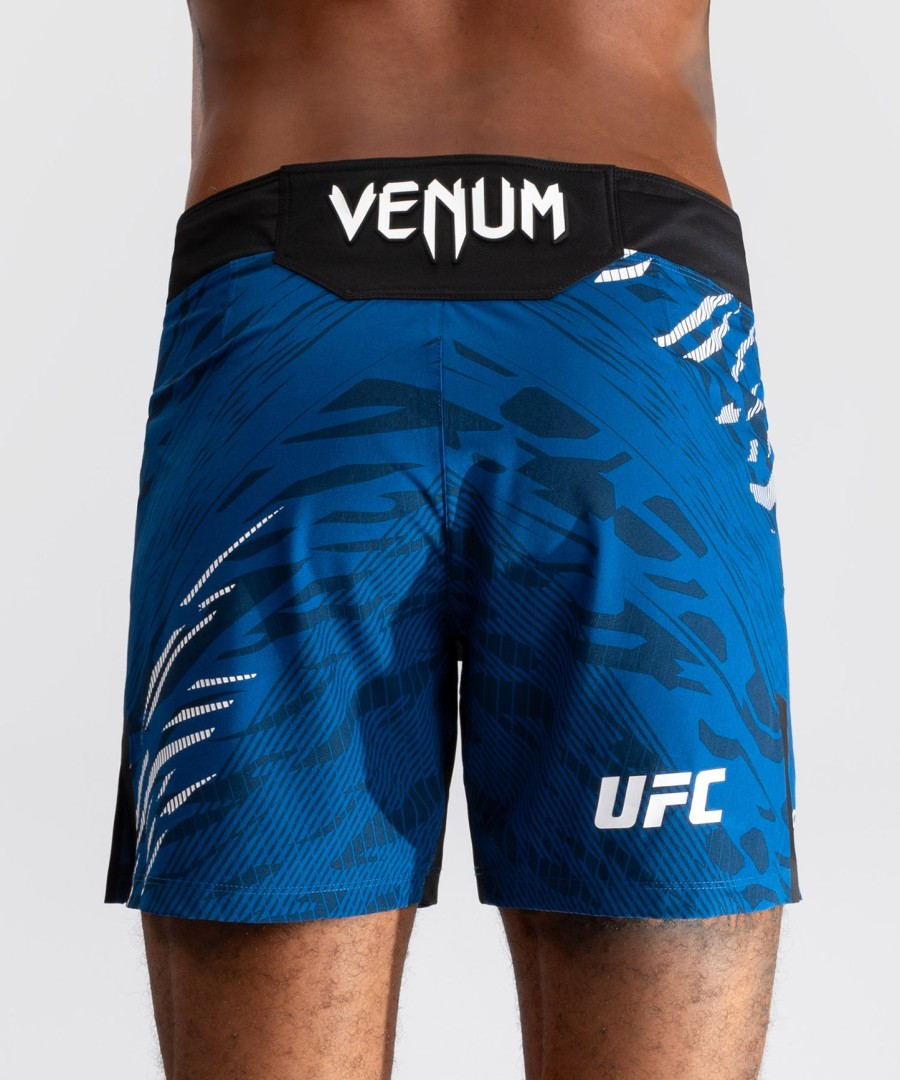 ufc fusion by venum authentic fight night miesten kamppailuhousut - lyhyt istuvuus - sininen