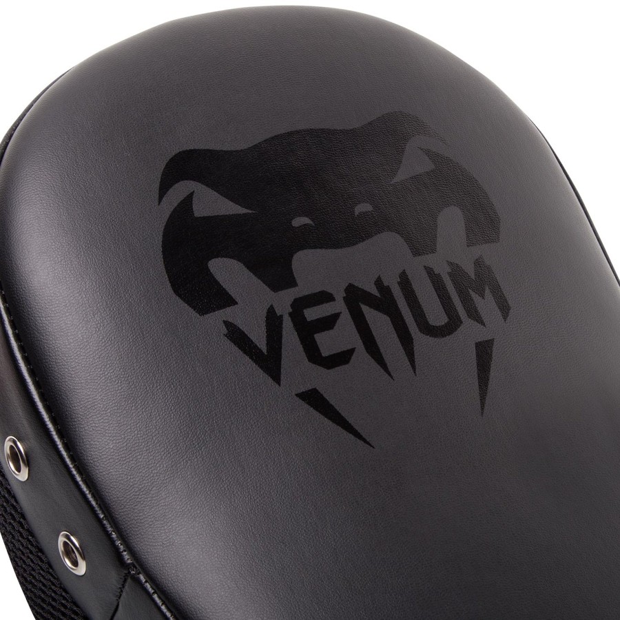 venum elite big focus -hanskat - mustamusta