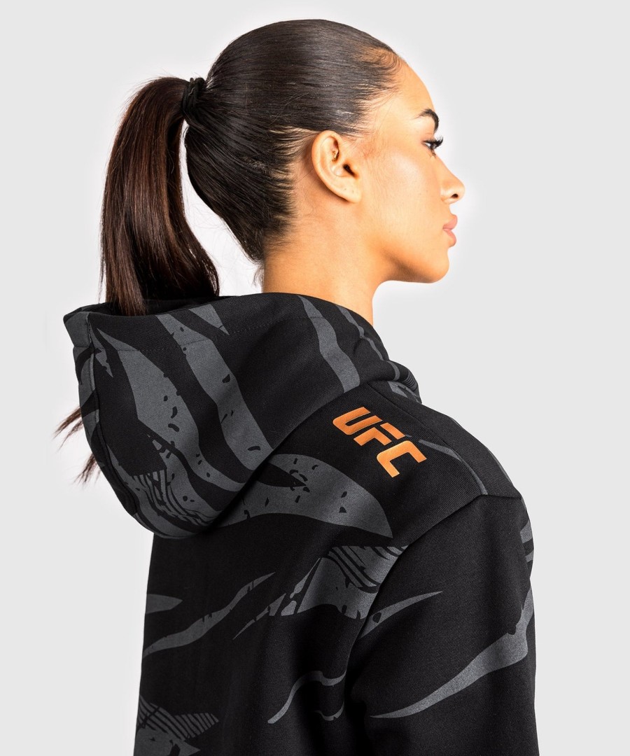 ufc adrenaline by venum fight week naisten huppari - urban camo