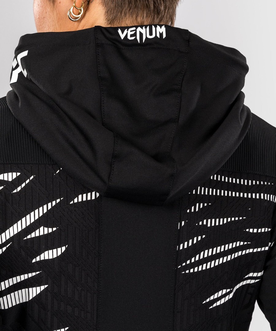 ufc fusion by venum authentic fight night naisten huppari - musta