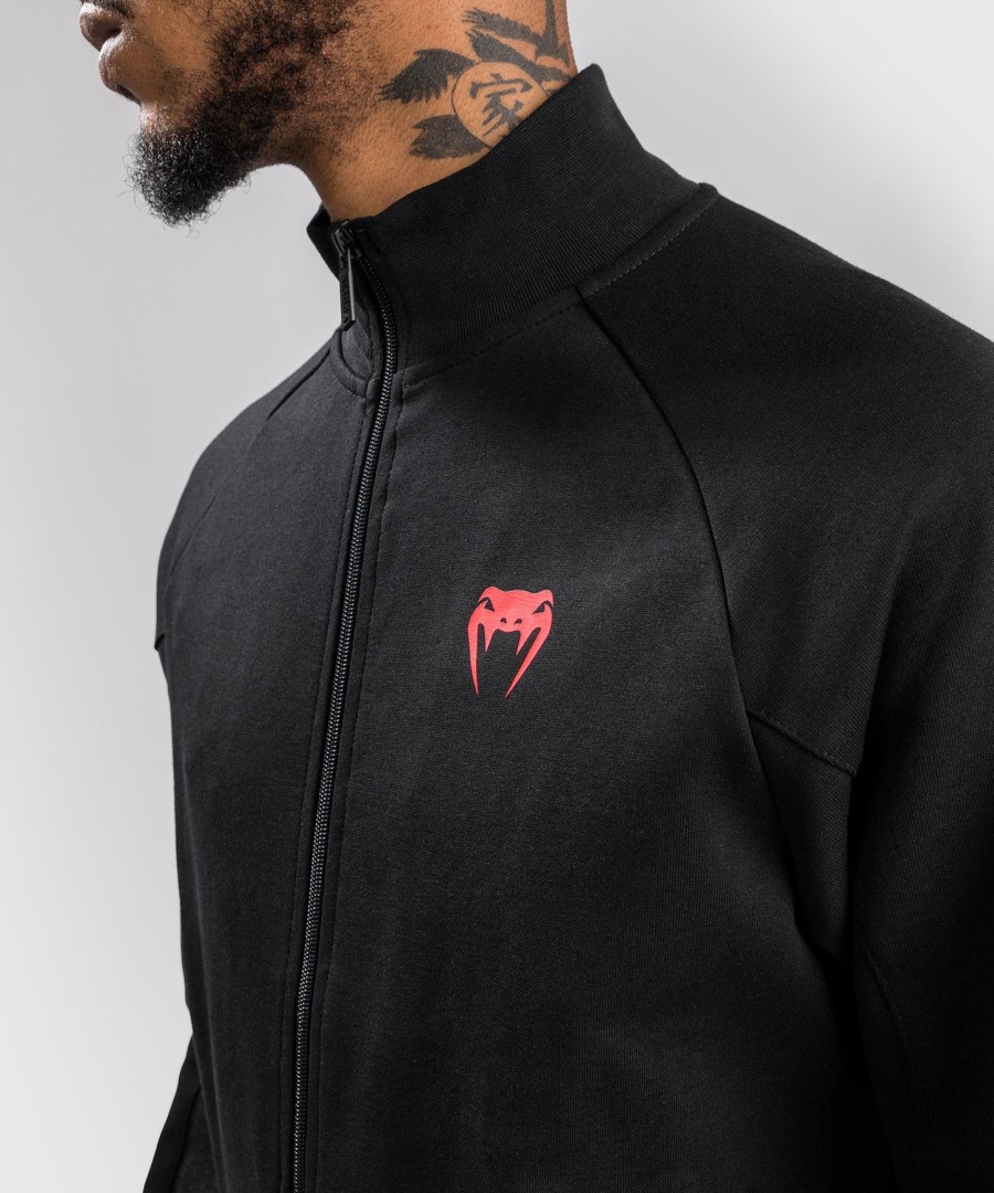 venum okinawa 3.0 verryttelytakki - mustapunainen