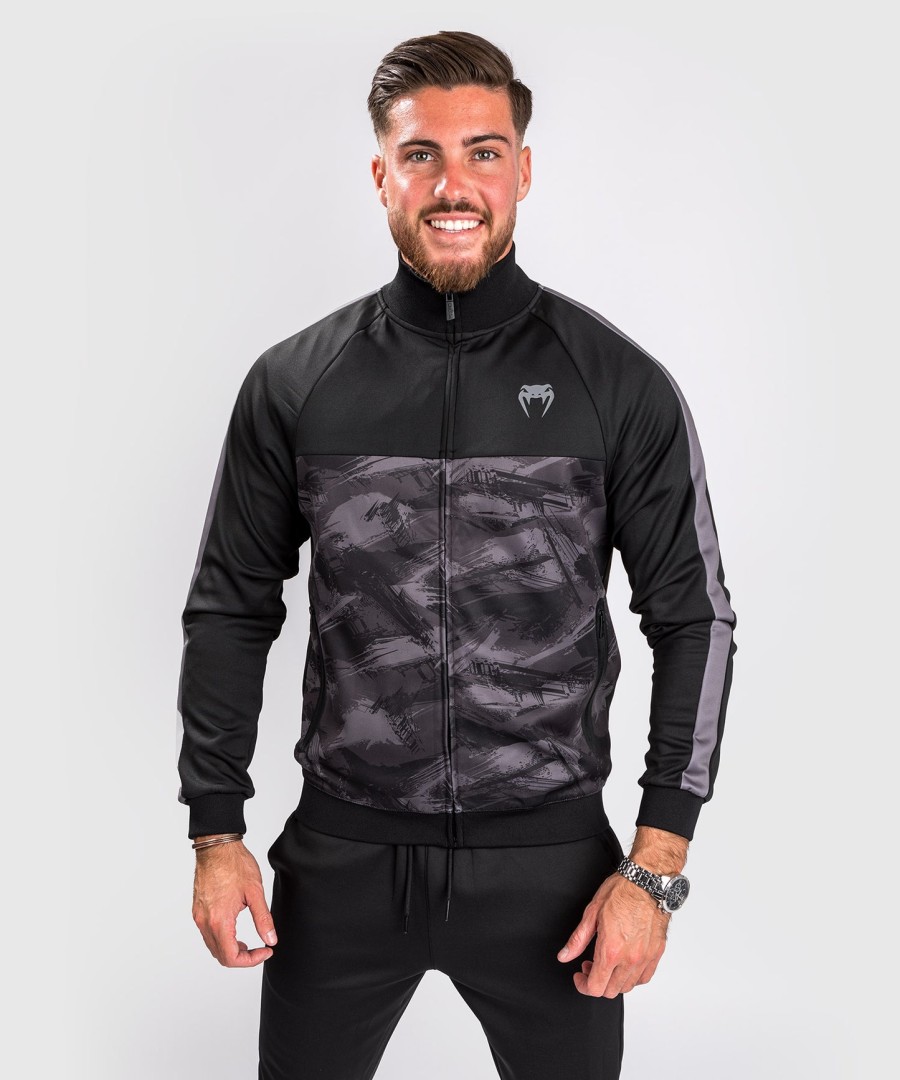 venum club evo takki - mustatumma maastokuvaus
