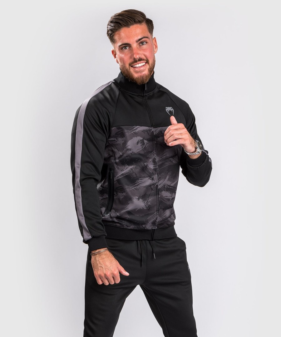 venum club evo takki - mustatumma maastokuvaus