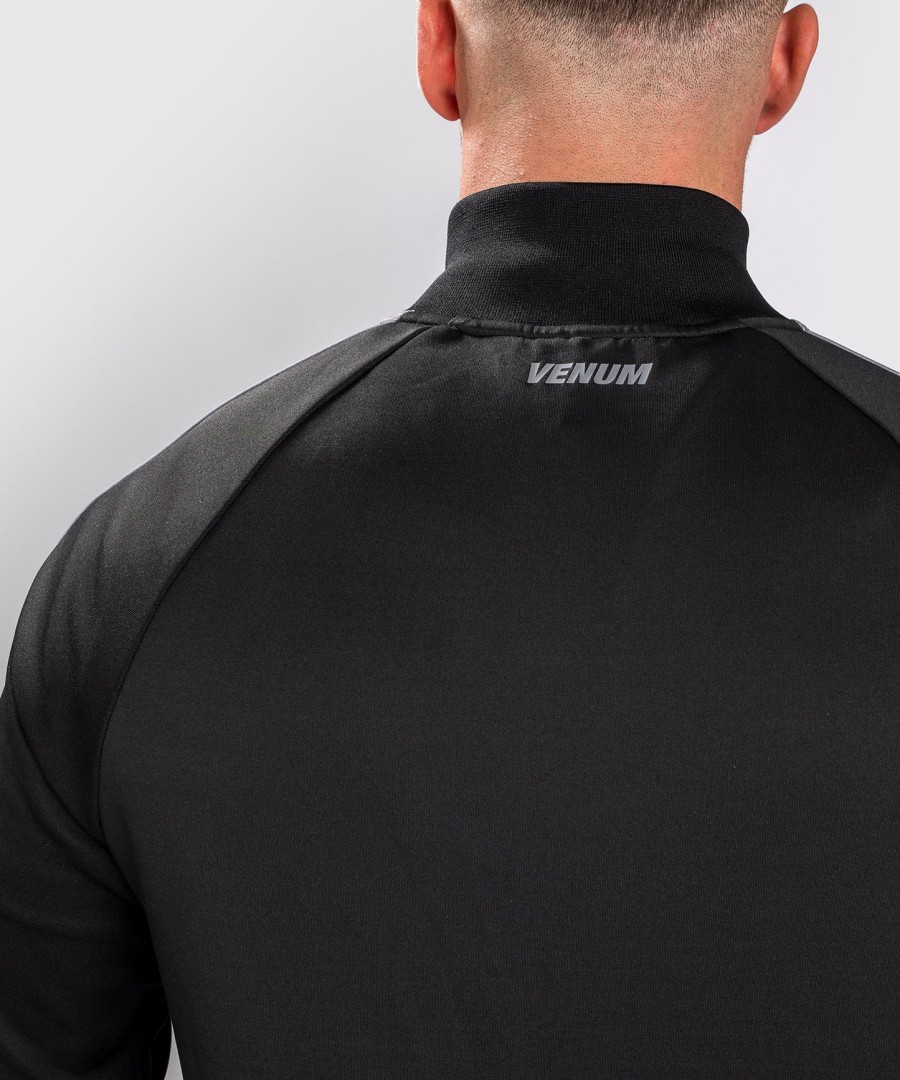 venum club evo takki - mustatumma maastokuvaus