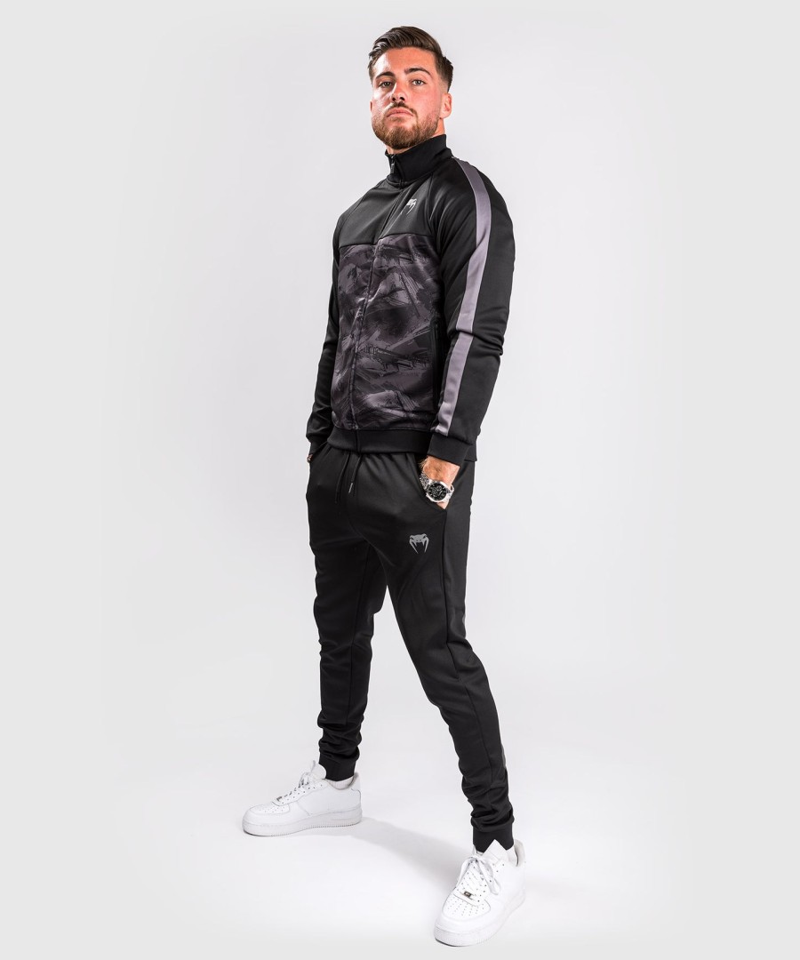 venum club evo takki - mustatumma maastokuvaus