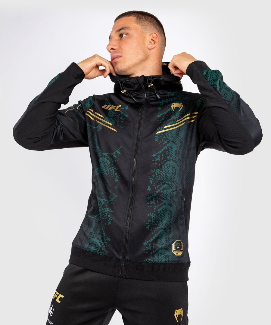 ufc adrenaline by venum authentic fight night miesten walkout huppari - emerald edition - vihreämustakulta