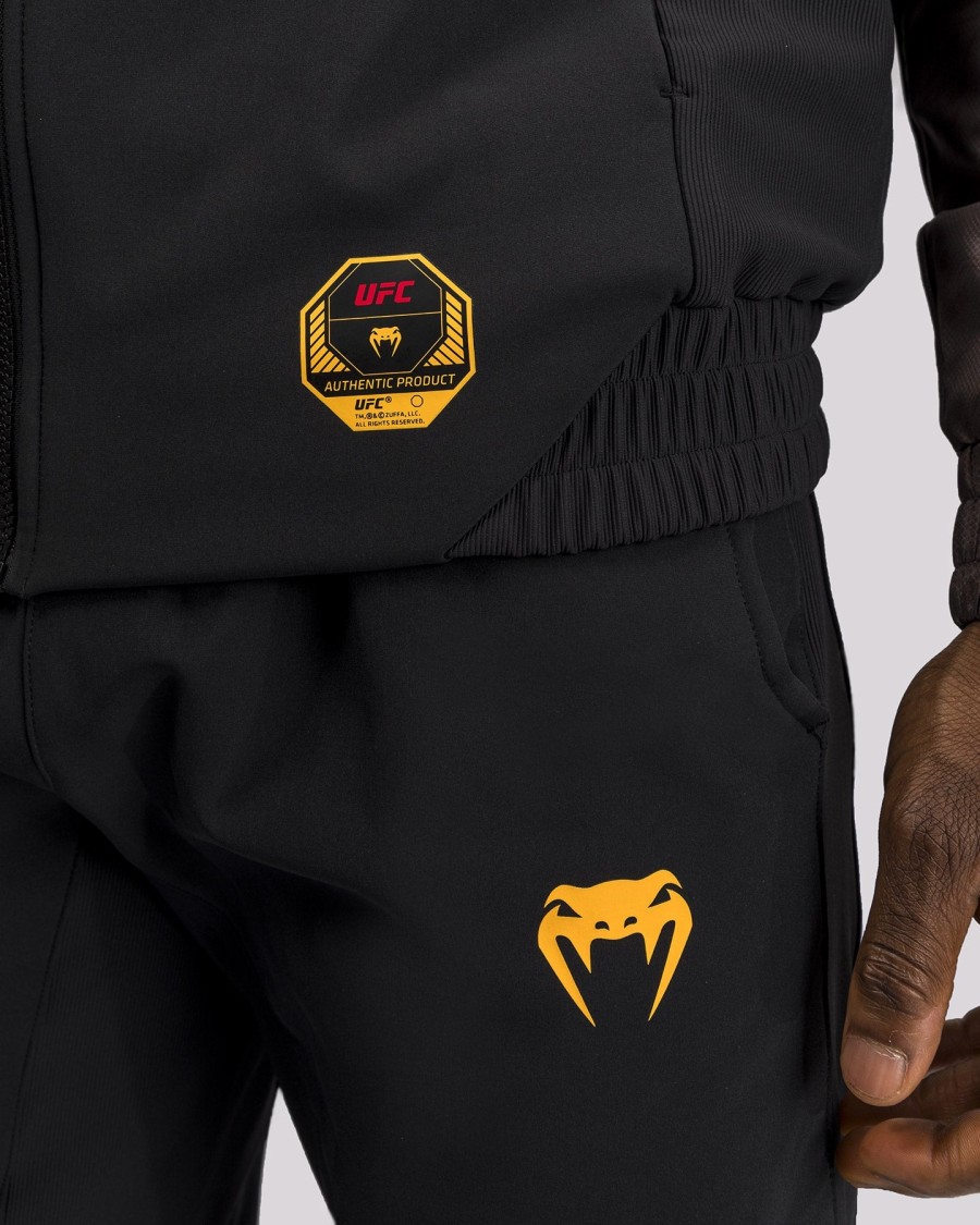 ufc fusion by venum fight week miesten vetoketjullinen huppari - ruskea