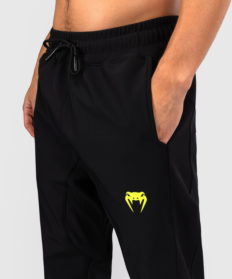 venum training camp 4.0 joggers - mustaneonvihreä