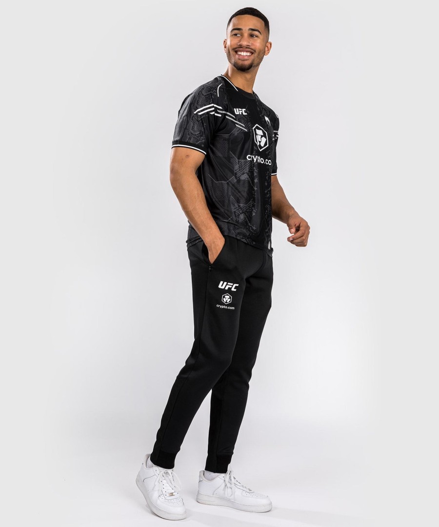 ufc adrenaline by venum authentic fight night miesten ulosmarssihousut - musta