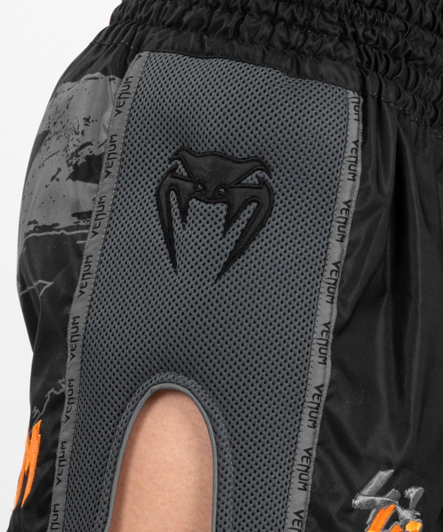 venum s47 muay thaï short - mustaoranssi