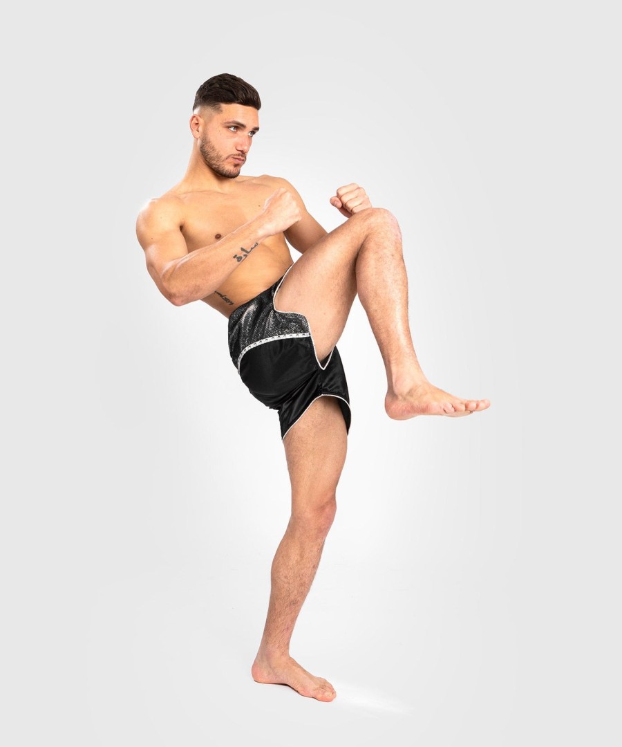 venum absolute 2.0 muay thai shortsit - mustahopea