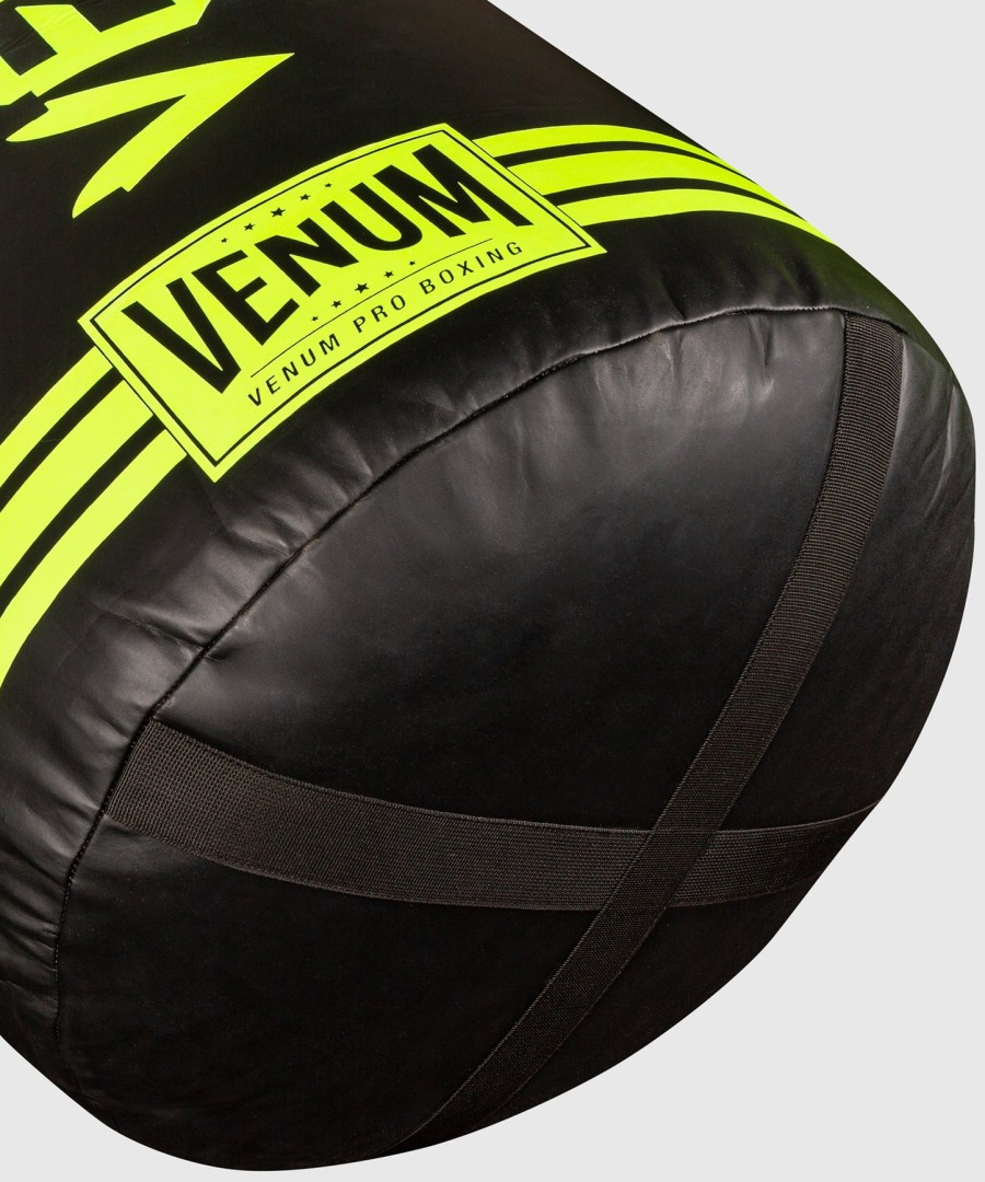 venum hurricane raskas nyrkkeilysäkki