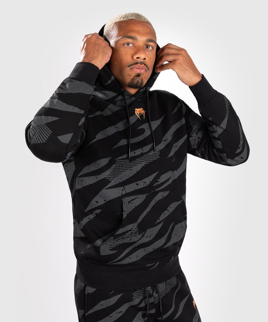 ufc adrenaline by venum fight week miesten huppari - urban camo