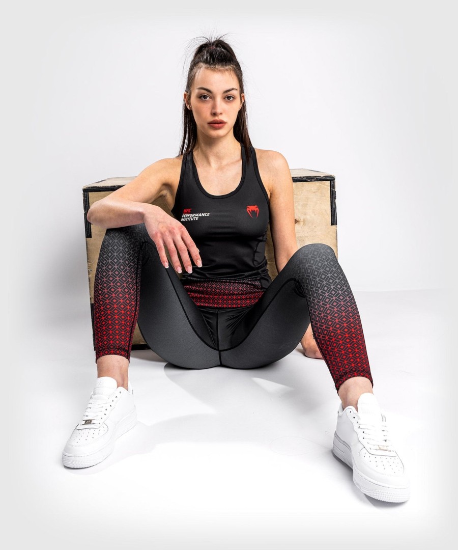 ufc venum performance institute dry tech -hihaton paita - naisille - mustapunainen
