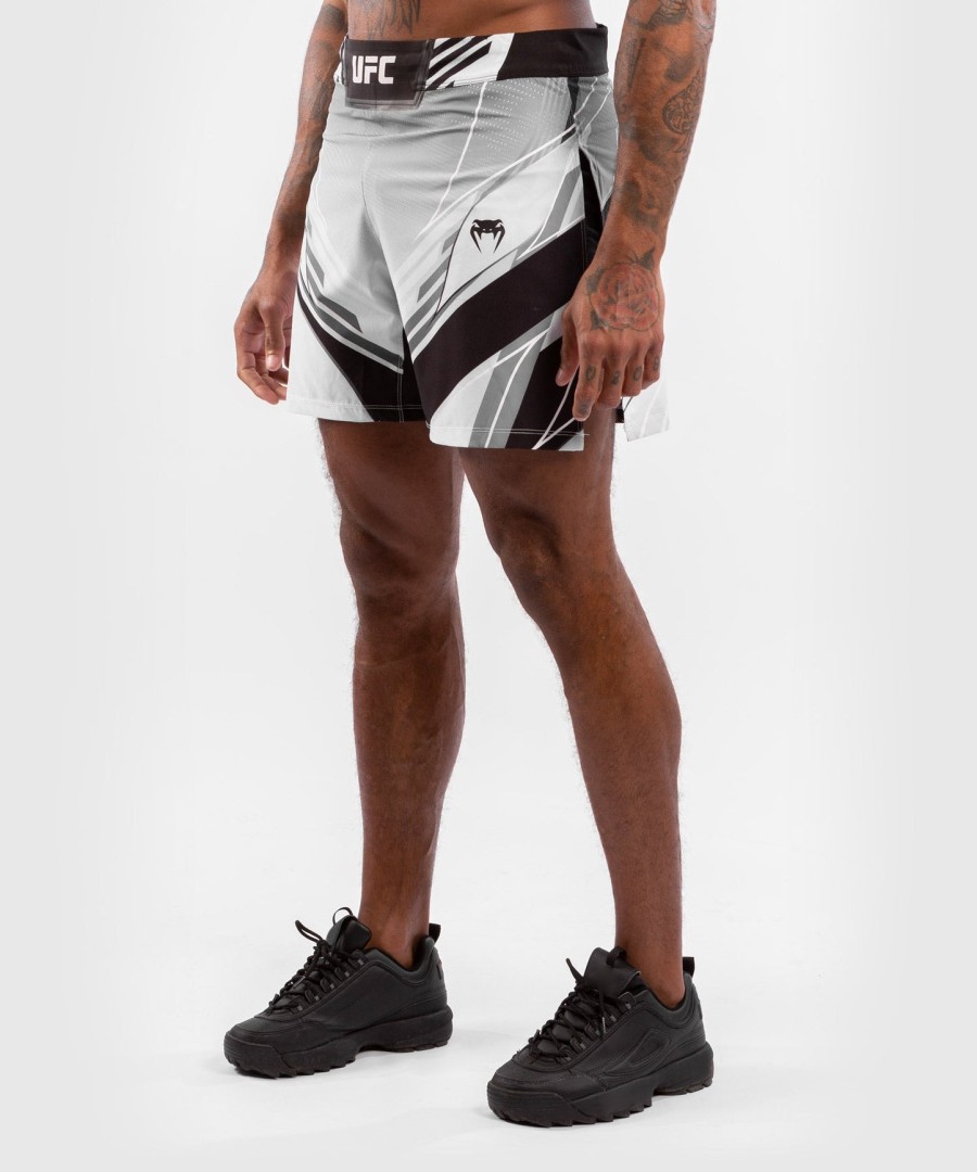 ufc venum authentic fight night miesten gladiator shortsit - valkoinen