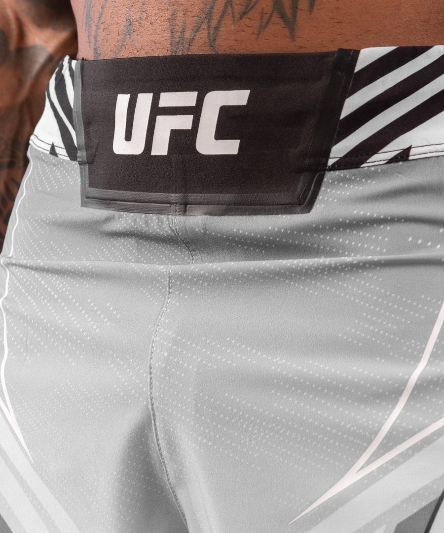 ufc venum authentic fight night miesten gladiator shortsit - valkoinen
