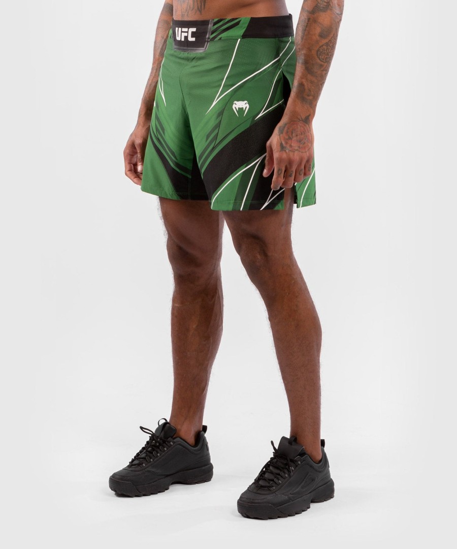 ufc venum authentic fight night miesten gladiator shortsit - vihreä