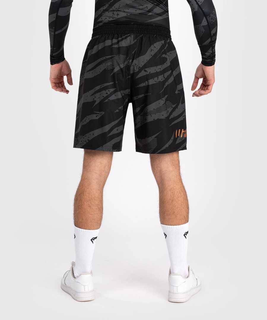 ufc adrenaline by venum fight week performance miesten shortsit - urban camo