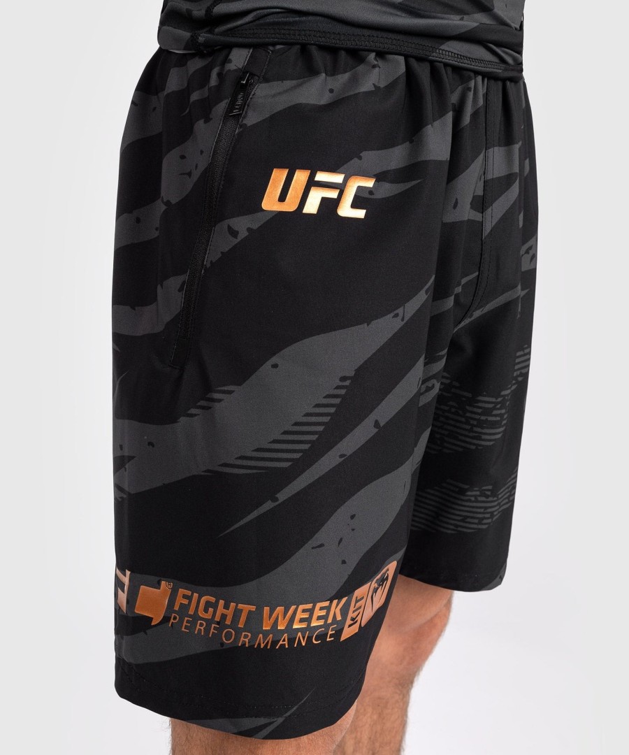 ufc adrenaline by venum fight week performance miesten shortsit - urban camo