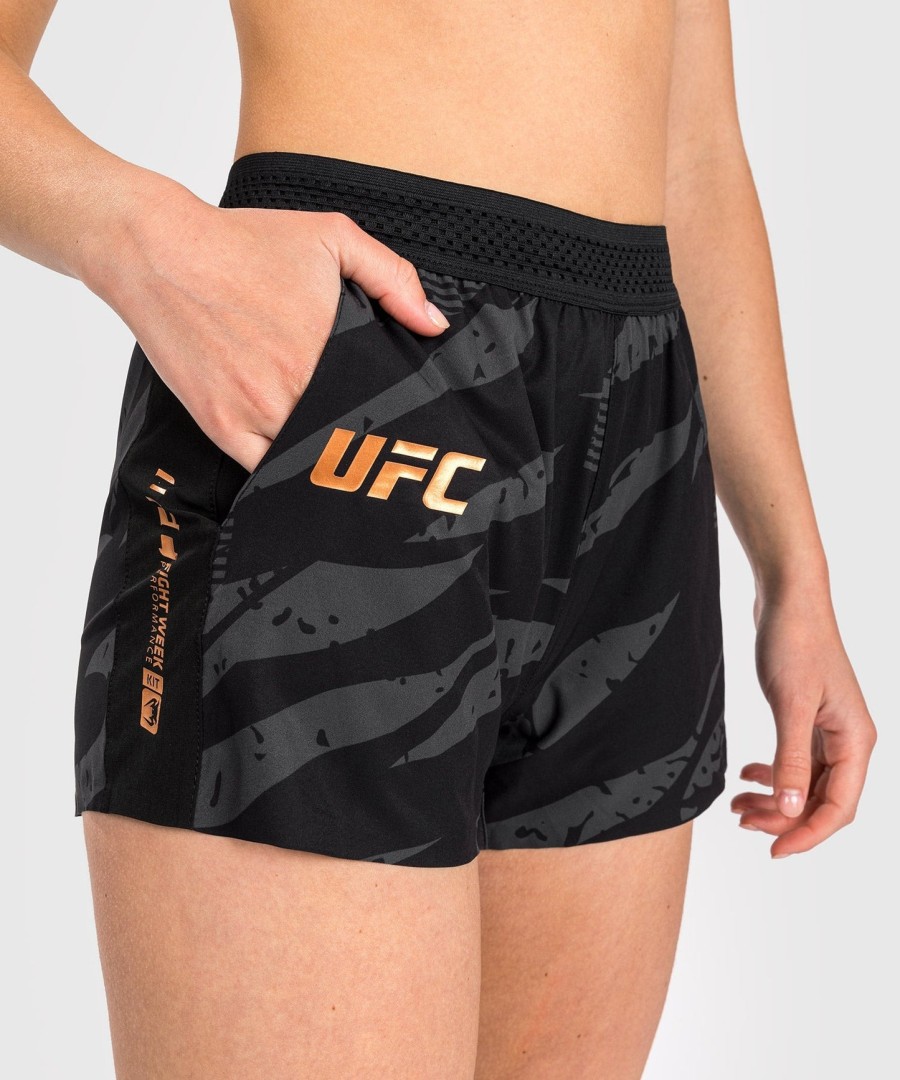 ufc adrenaline by venum fight week naisten shortsit - urban camo